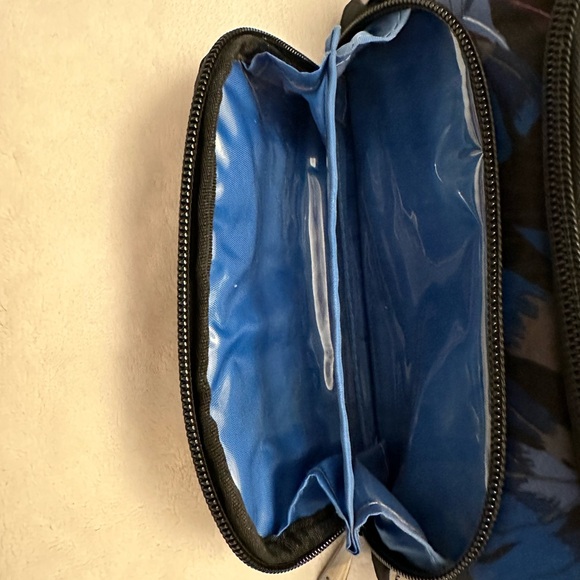 Lug Cosmetic Bag - Trolley Mini Botanical Black - Picture 8 of 14